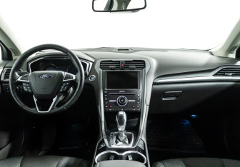 Подержанный автомобиль Ford Mondeo Sedan 2016 года (13 фото)