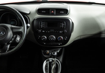 Подержанный автомобиль Kia Soul 2014 года (14 фото)