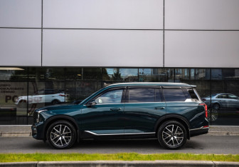 Подержанный автомобиль GAC GS8 2024 года (9 фото)
