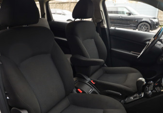 Подержанный автомобиль Chevrolet Orlando 2014 года (22 фото)