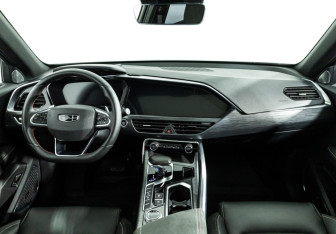 Подержанный автомобиль Geely Tugella 2022 года (13 фото)
