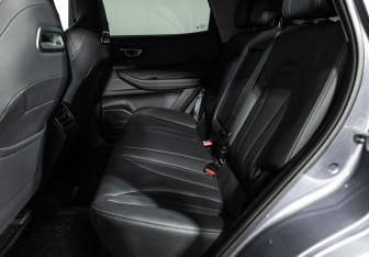 Подержанный автомобиль Chery Tiggo 4 2025 года (10 фото)