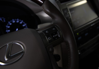 Подержанный автомобиль Lexus GX 2014 года (23 фото)