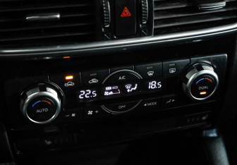 Подержанный автомобиль Mazda CX-5 2015 года (13 фото)