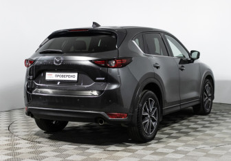 Подержанный автомобиль Mazda CX-5 2017 года (5 фото)