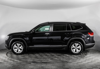 Подержанный автомобиль Volkswagen Teramont 2018 года (10 фото)