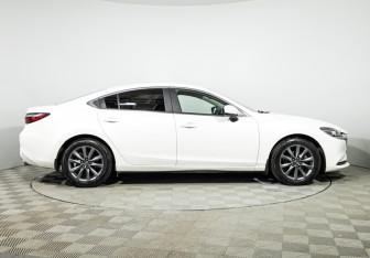 Подержанный автомобиль Mazda 6 Sedan 2018 года (4 фото)