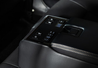 Подержанный автомобиль Toyota Camry Sedan 2016 года (20 фото)