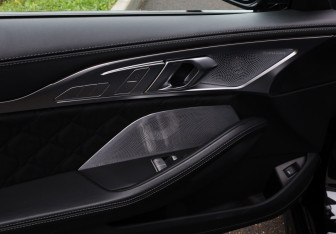 Подержанный автомобиль BMW M8 Coupe 2023 года (29 фото)