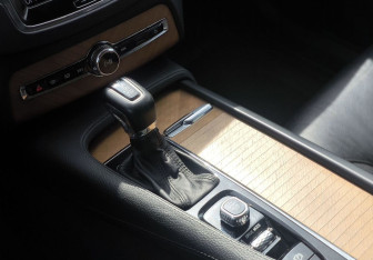 Подержанный автомобиль Volvo XC90 2018 года (14 фото)