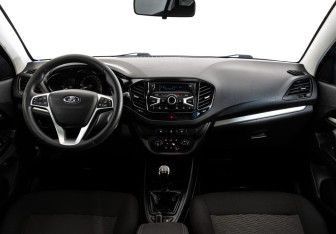 Подержанный автомобиль LADA (ВАЗ) Vesta Sedan 2018 года (10 фото)