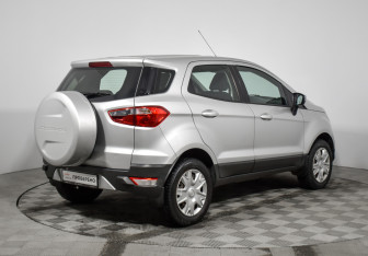 Подержанный автомобиль Ford EcoSport 2016 года (5 фото)