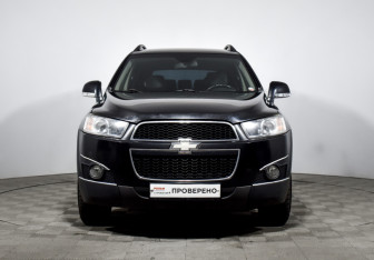 Подержанный автомобиль Chevrolet Captiva 2012 года (2 фото)
