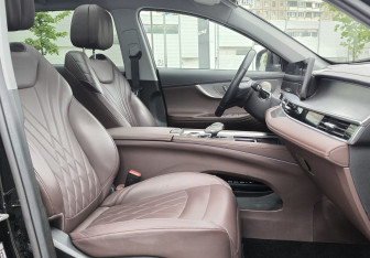 Подержанный автомобиль Chery Tiggo 8 Pro Max 2023 года (9 фото)