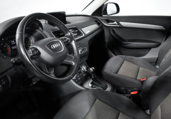 Подержанный автомобиль Audi Q3 2013 года (9 фото)
