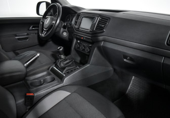 Подержанный автомобиль Volkswagen Amarok 2016 года (13 фото)