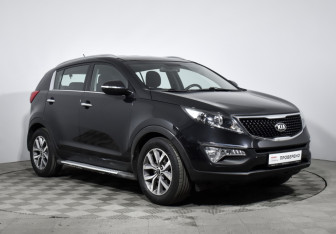 Подержанный автомобиль Kia Sportage 2015 года (3 фото)