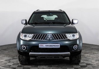 Подержанный автомобиль Mitsubishi Pajero Sport 2008 года (2 фото)