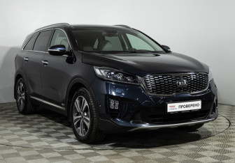 Подержанный автомобиль Kia Sorento 2018 года (3 фото)