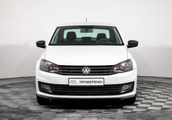 Подержанный автомобиль Volkswagen Polo Sedan 2018 года (2 фото)