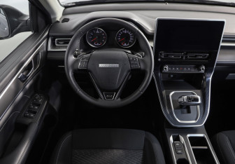 Подержанный автомобиль Haval M6 2023 года (10 фото)