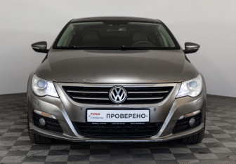 Подержанный автомобиль Volkswagen Passat CC 2010 года (2 фото)