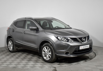 Подержанный автомобиль Nissan Qashqai 2017 года (3 фото)
