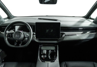 Подержанный автомобиль Zeekr 009 2023 года (12 фото)