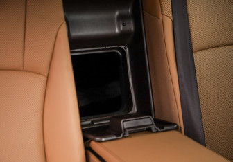 Подержанный автомобиль Lexus ES 2021 года (31 фото)