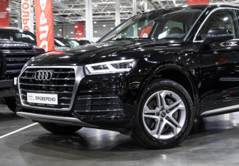 Подержанный автомобиль Audi Q5 2017 года (2 фото)