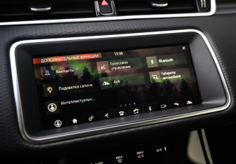 Подержанный автомобиль Land Rover Range Rover Evoque 2019 года (18 фото)