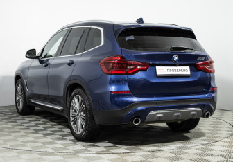 Подержанный автомобиль BMW X3 2018 года (7 фото)