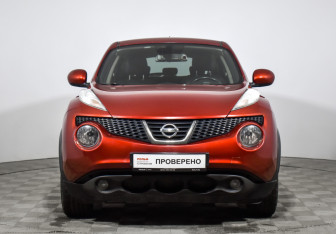 Подержанный автомобиль Nissan Juke 2011 года (2 фото)