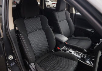 Подержанный автомобиль Mitsubishi Outlander 2021 года (26 фото)