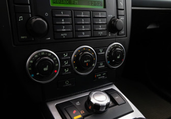 Подержанный автомобиль Land Rover Freelander 2007 года (15 фото)
