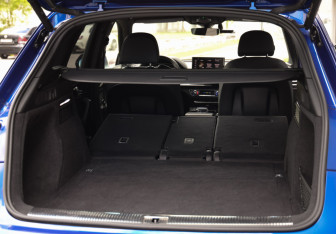 Подержанный автомобиль Audi Q5 2021 года (35 фото)
