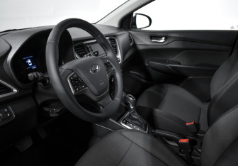 Подержанный автомобиль Hyundai Solaris Sedan 2018 года (9 фото)