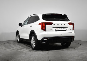 Подержанный автомобиль Haval Jolion 2024 года (7 фото)