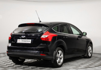 Подержанный автомобиль Ford Focus Hatchback 2013 года (5 фото)