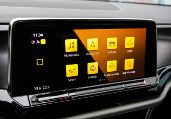 Подержанный автомобиль Volkswagen Teramont 2021 года (16 фото)