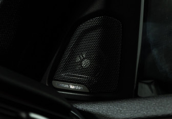 Подержанный автомобиль BMW X5 2017 года (22 фото)