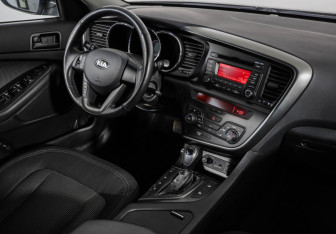 Подержанный автомобиль Kia Optima Sedan 2013 года (9 фото)