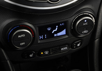 Подержанный автомобиль Hyundai Solaris Sedan 2016 года (14 фото)