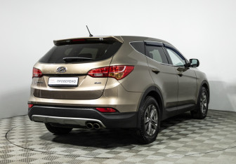Подержанный автомобиль Hyundai Santa Fe 2013 года (5 фото)