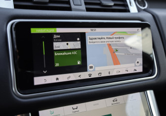 Подержанный автомобиль Land Rover Range Rover Sport 2018 года (19 фото)