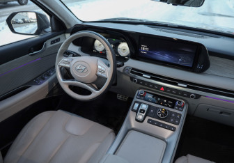 Подержанный автомобиль Hyundai Palisade 2023 года (9 фото)