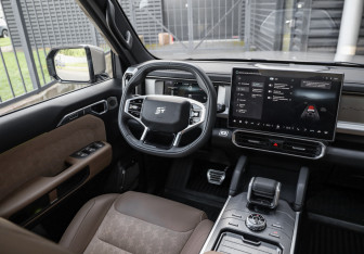 Подержанный автомобиль Jetour T2 2024 года (12 фото)