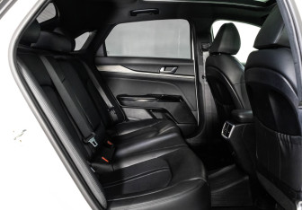 Подержанный автомобиль Kia K5 2020 года (30 фото)