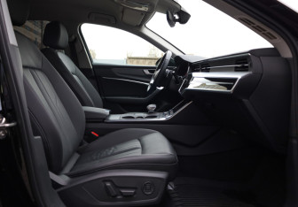 Подержанный автомобиль Audi A6 Sedan 2019 года (25 фото)
