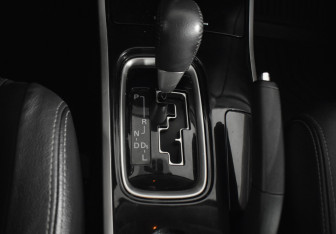 Подержанный автомобиль Mitsubishi Outlander 2017 года (17 фото)